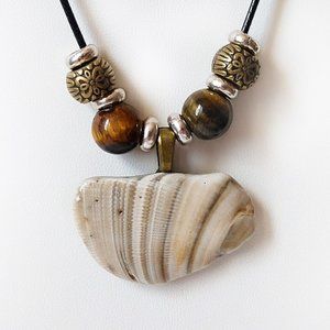 Shell Pendant Necklace W/Tiger Eye Gemstones